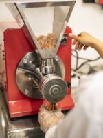 کره بادام درختی اچ ام لند (1)